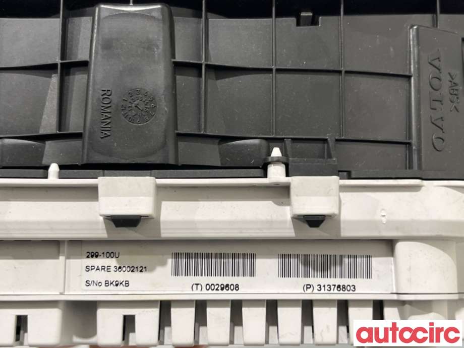 Instrumentpanel til Volvo V40 2012-2019  (VOLVO|36011271|299-100U|36002121)