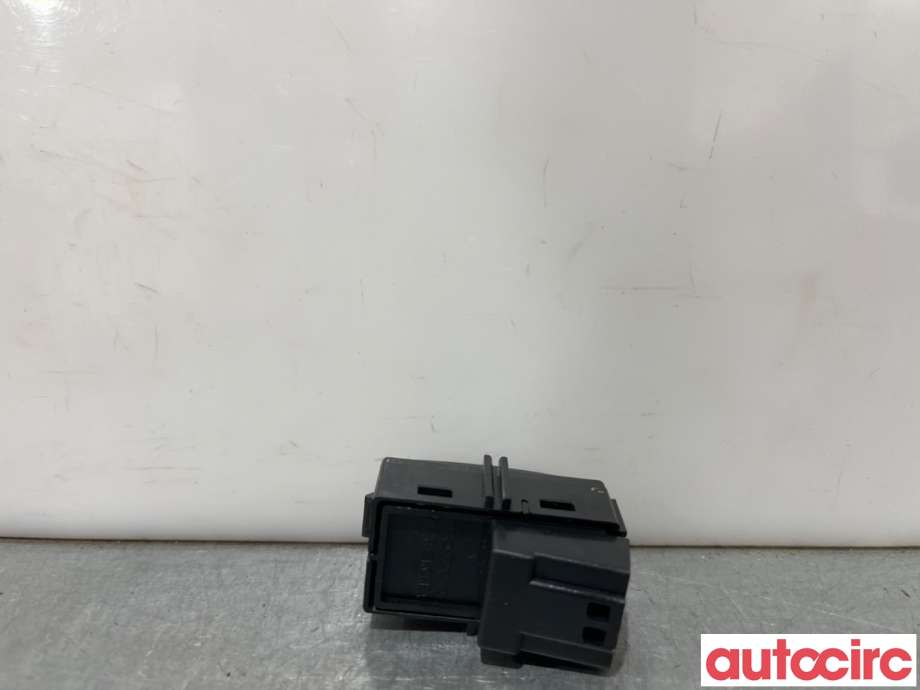 Bryter diverse til Volvo V40 2012-2019  (VOLVO|31376498||31334570)