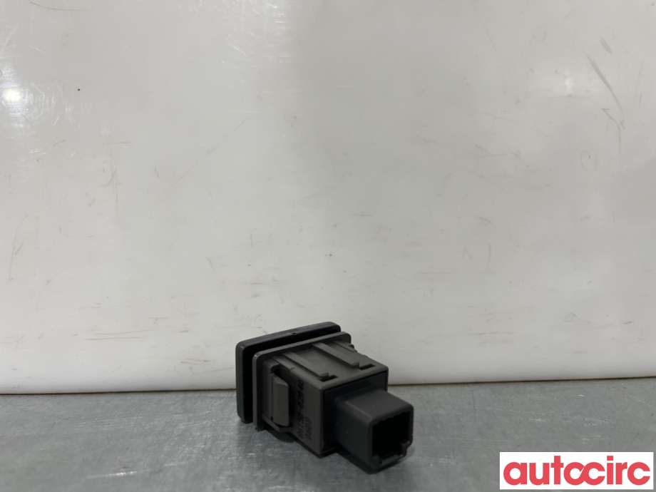 Bryter diverse til Toyota Auris 2007-2010 (Type I, Fase 1)  (TOYOTA|8415002040||84150-02040)