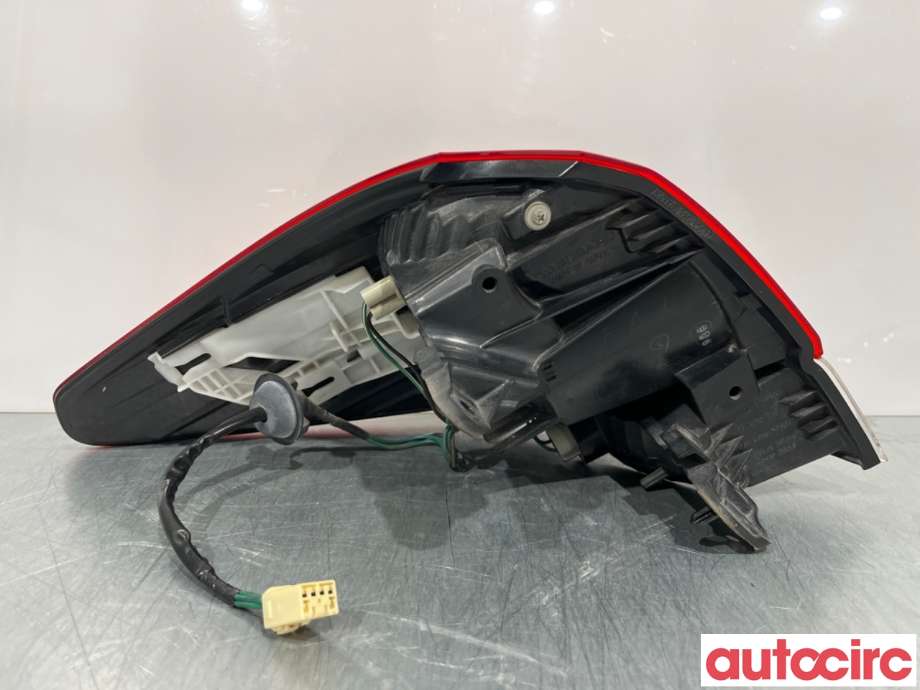 Baklykt høyre til Subaru Outback 2009-2014 (Type IV)  (SUBARU|84912AJ090)