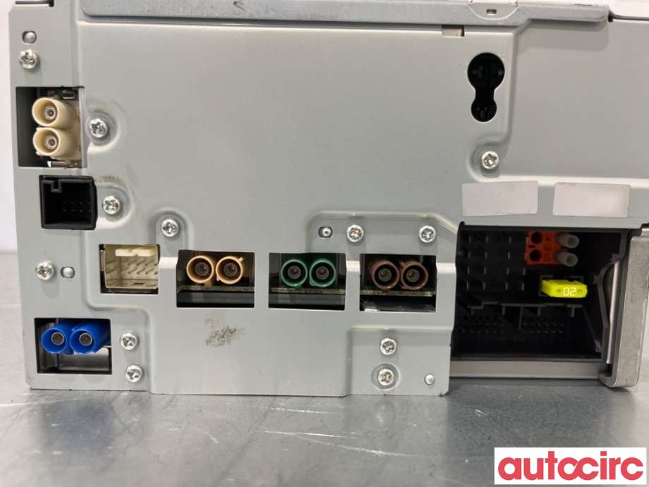 Bilstereo navigasjon til Mercedes E-Klasse 2009-2013 (Fase 1) (W212) (W212) (MERCEDES|A2129005327|NR-212-1E|A2129004829)