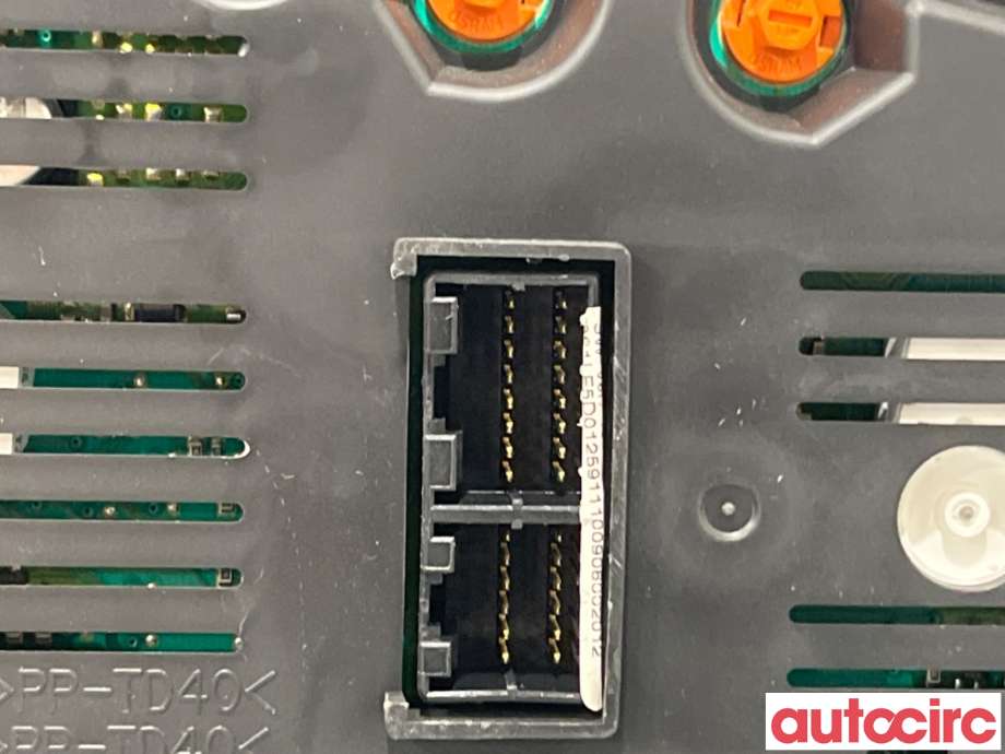 Instrumentpanel til Kia Cee