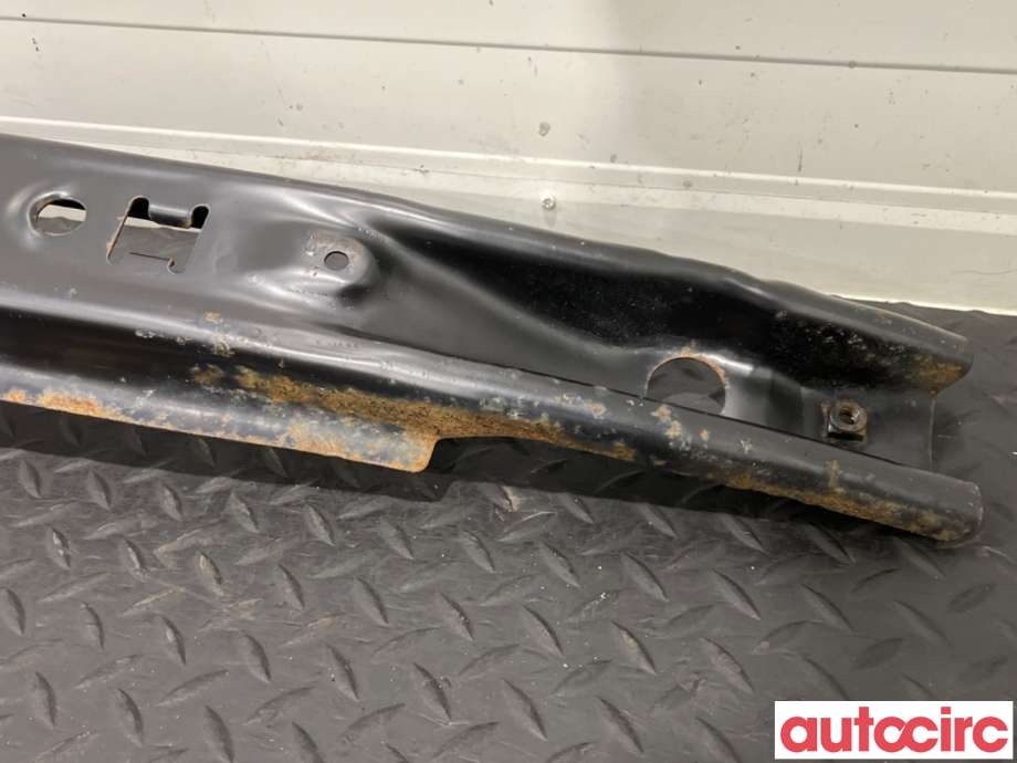 Støtfangerforsterkning bak til VW Caddy 2015-2020 (Type III, Fase 3)  (VOLKSWAGEN|2K5807305A)