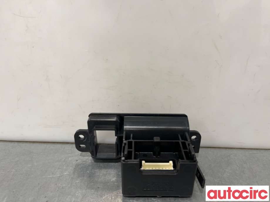 Bryter elektrisk håndbrekk/parkbrems til Subaru Outback 2009-2014 (Type IV)  (SUBARU|83322AJ010|)