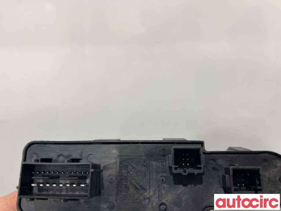 Bryter ruteheis til Peugeot 3008 2009-2016 (Type I)  (PEUGEOT|6490X6||96650621ZD)