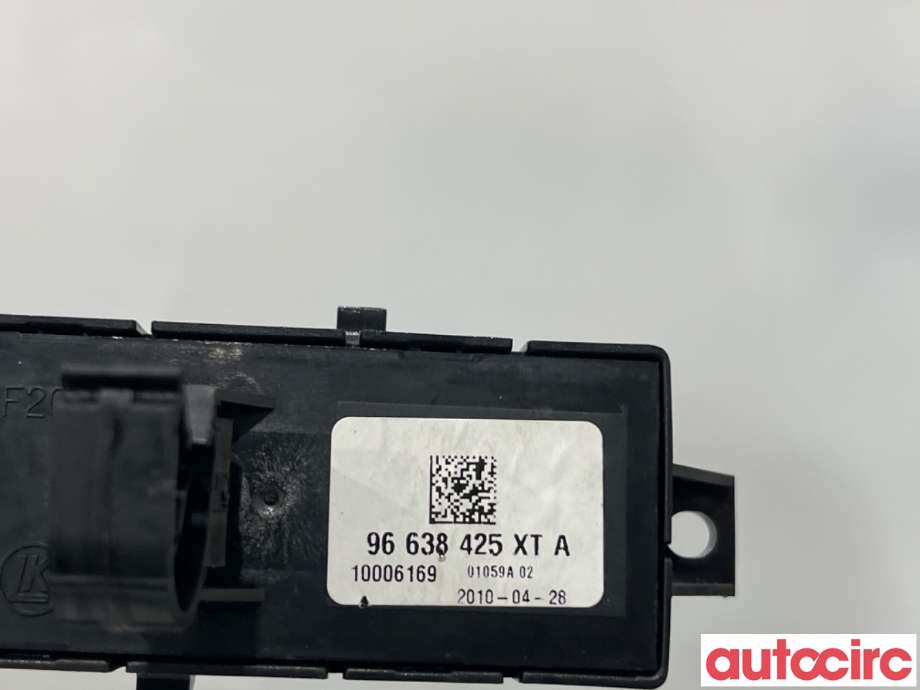 Bryter diverse til Peugeot 3008 2009-2016 (Type I)  (PEUGEOT|6490W7|10006169|98070048ZD)