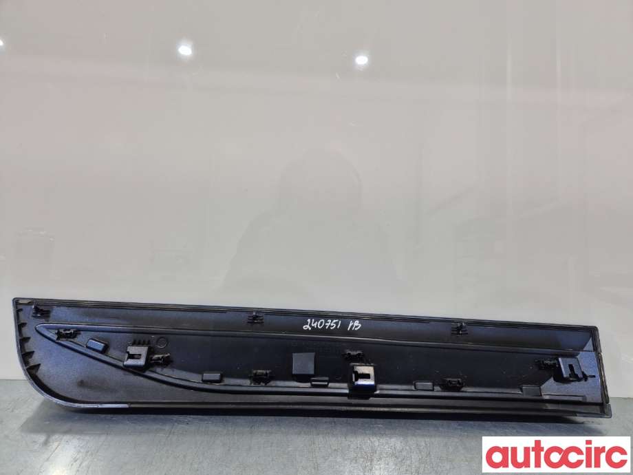 Diverse deler til Toyota Yaris 2014-2020 (Type III, Fase 2)  (TOYOTA|757420D210)