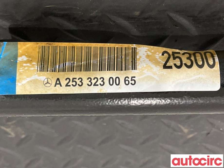 Stabilisatorstag foran til Mercedes GLC 2015-2022 (X253) (X253) (MERCEDES|A2533230065)