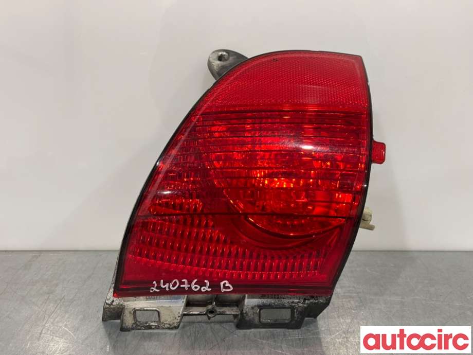Baklykt fra støtfanger til Peugeot 308, 2007-2011 (Type I, Fase 1)  (PEUGEOT|6350GH)