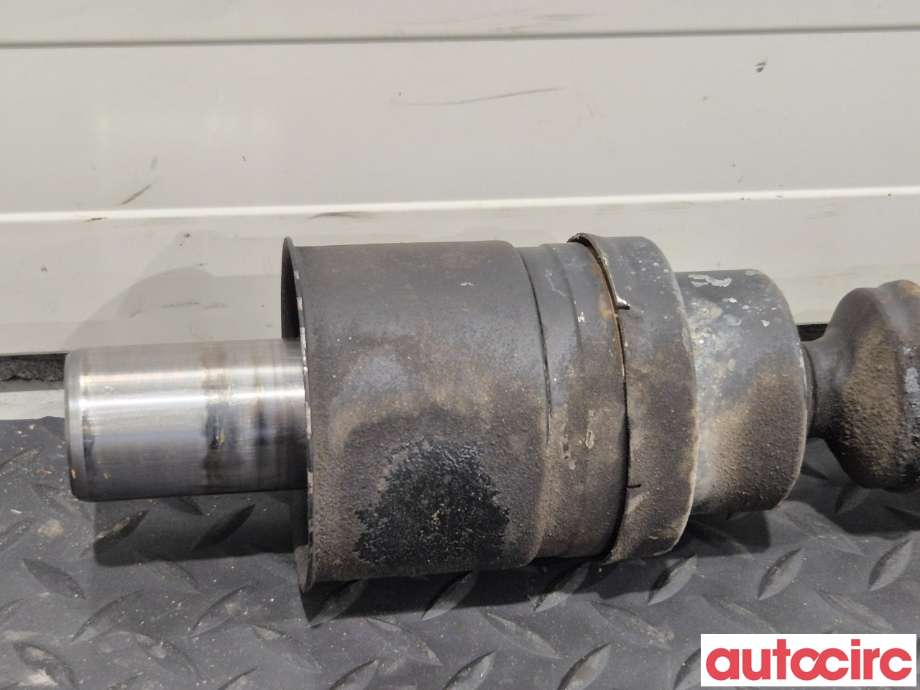 Mellomaksel fremre til Mitsubishi Pajero 2007-2016 (Type IV, Fase 1)  (MITSUBISHI|MR580392)