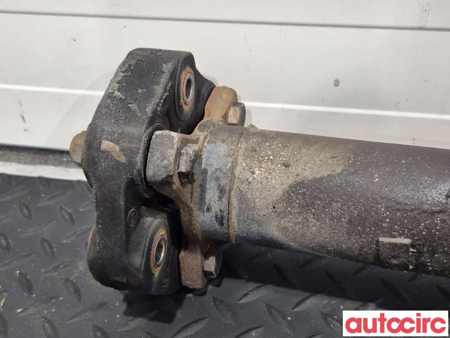 Mellomaksel til BMW 3-Serie 2005-2011 (E90/E91/E92/E93) (E90/E91/E92/E93) (BMW|26107573482)