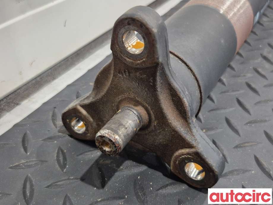 Mellomaksel til BMW 3-Serie 2012-2018 (F30/F31/F34) (F30/F31/F34) (BMW|26108676287)