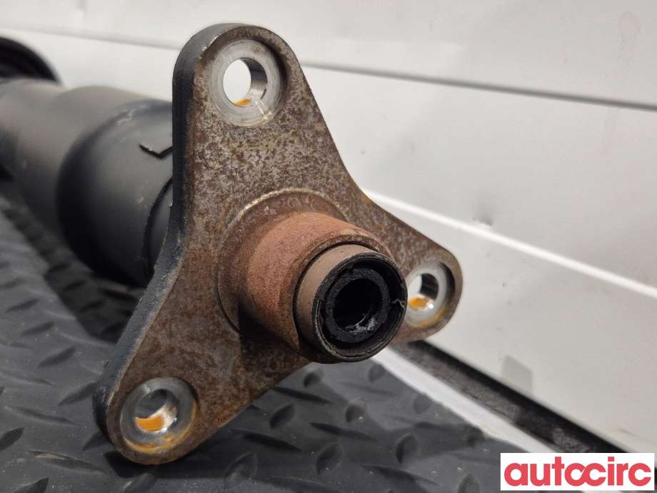 Mellomaksel til BMW 3-Serie 2012-2018 (F30/F31/F34) (F30/F31/F34) (BMW|26108676287)
