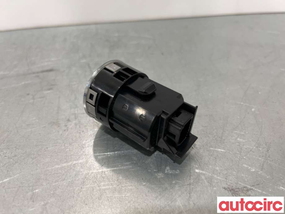 Bryter start/stopp til Toyota Corolla 2019-->>  (TOYOTA|8961102190|)