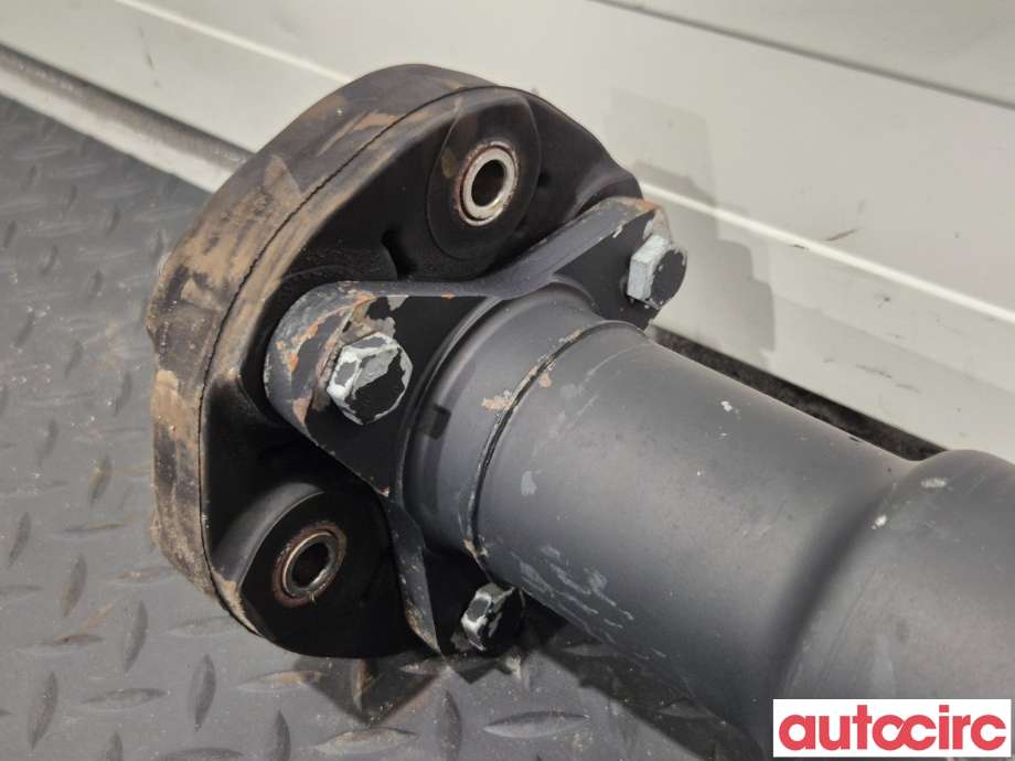 Mellomaksel til BMW 3-Serie 2005-2011 (E90/E91/E92/E93) (E90/E91/E92/E93) (BMW|26107573482)