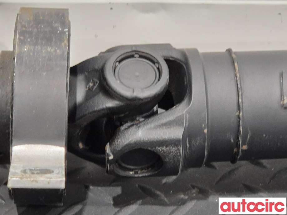 Mellomaksel til BMW 3-Serie 2005-2011 (E90/E91/E92/E93) (E90/E91/E92/E93) (BMW|26107573482)