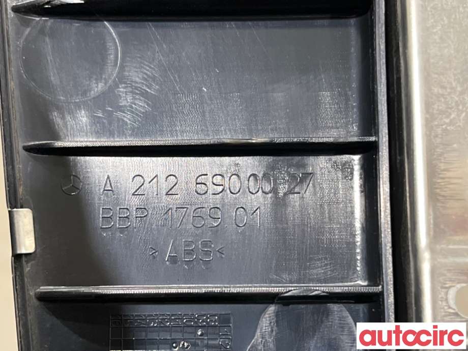 Bagasjerom teppe/gulvplate til Mercedes E-Klasse 2009-2013 (Fase 1) (W212) (W212) (MERCEDES|A2126900027||A2126909700)