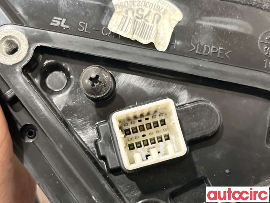 Speil venstre til Kia Sportage 2010-2016 (Type III)  (KIA|876103U230|)