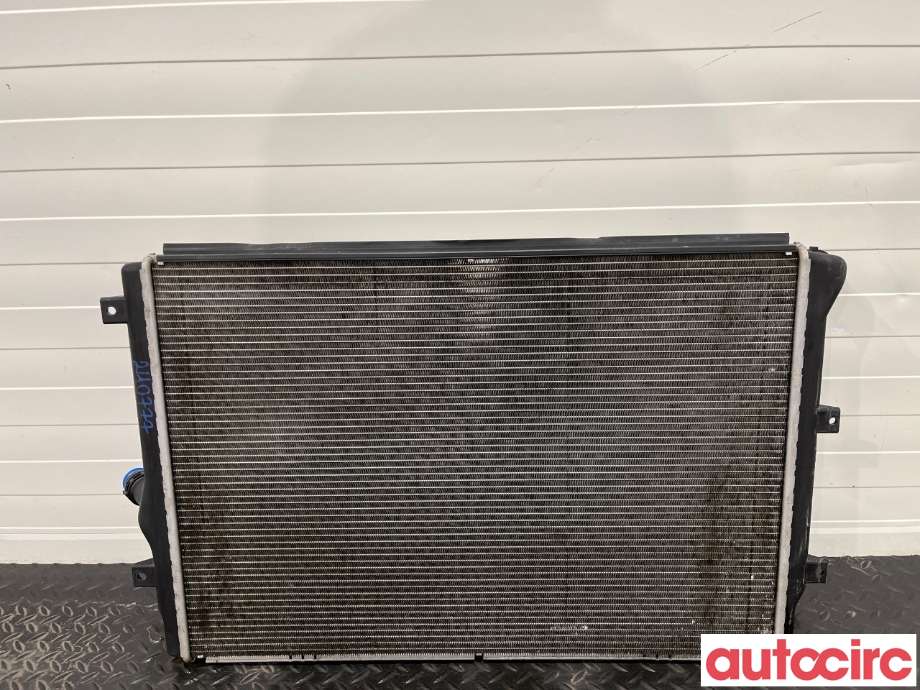 Radiator (manuell gir) til Škoda Superb 2008-2015 (Type II) (SKODA|1K0121251DM|1K0121251AB)