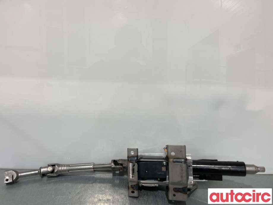 Rattaksel til Volvo XC40 2018-2024  (VOLVO|32269253|8889198000|32269250)