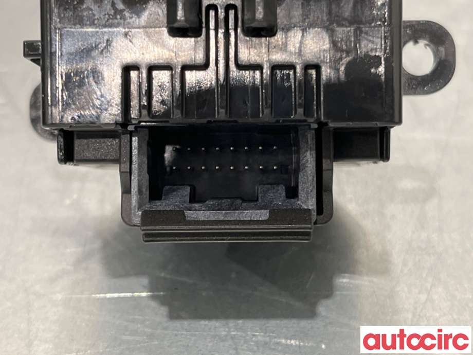 Bryter blink til Toyota Corolla 2019-->>  (TOYOTA|8432902020||02D50)