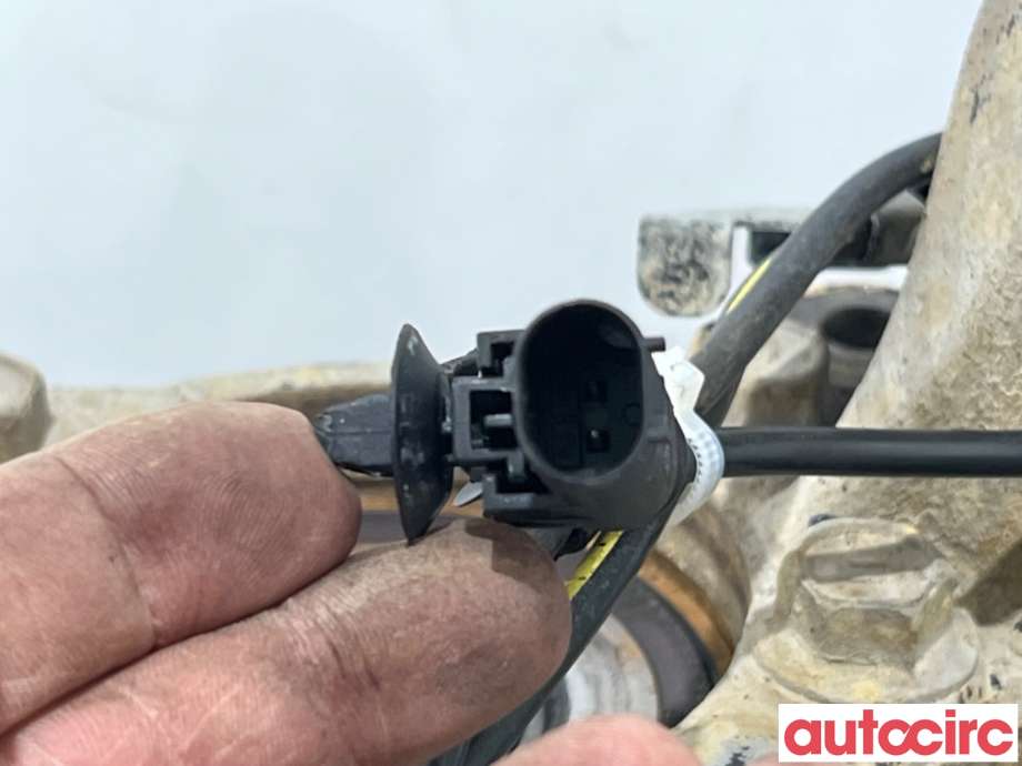 Hjulspindel høyre foran til Toyota Avensis 2009-2015 (Type III, Fase 1)  (TOYOTA|4321105090|)