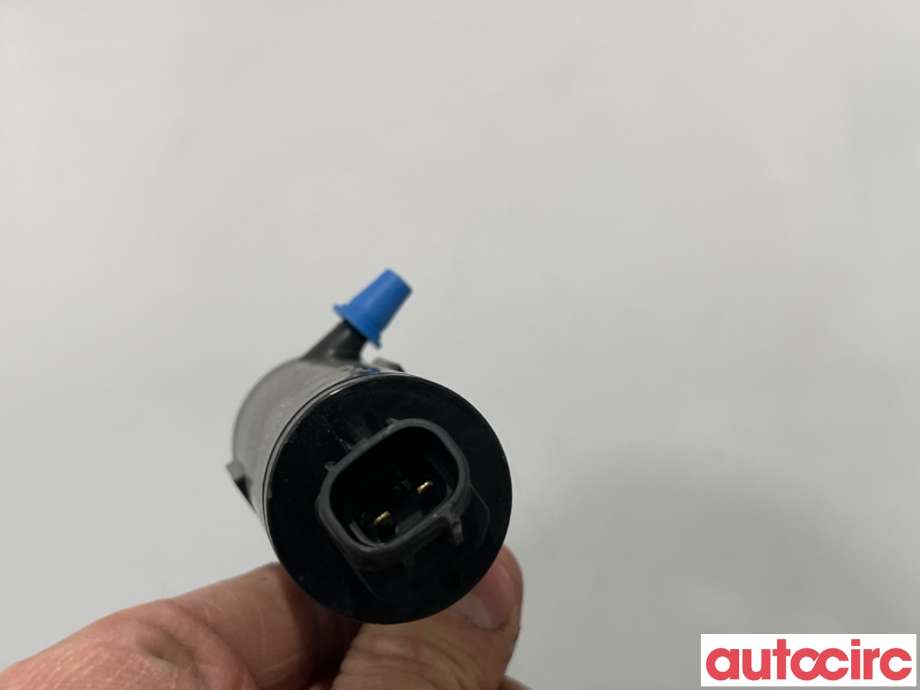 Spylerpumpe foran til Toyota Hilux 2016-2020 (TOYOTA|853300K021|AE060210-6930|85330-0K021)
