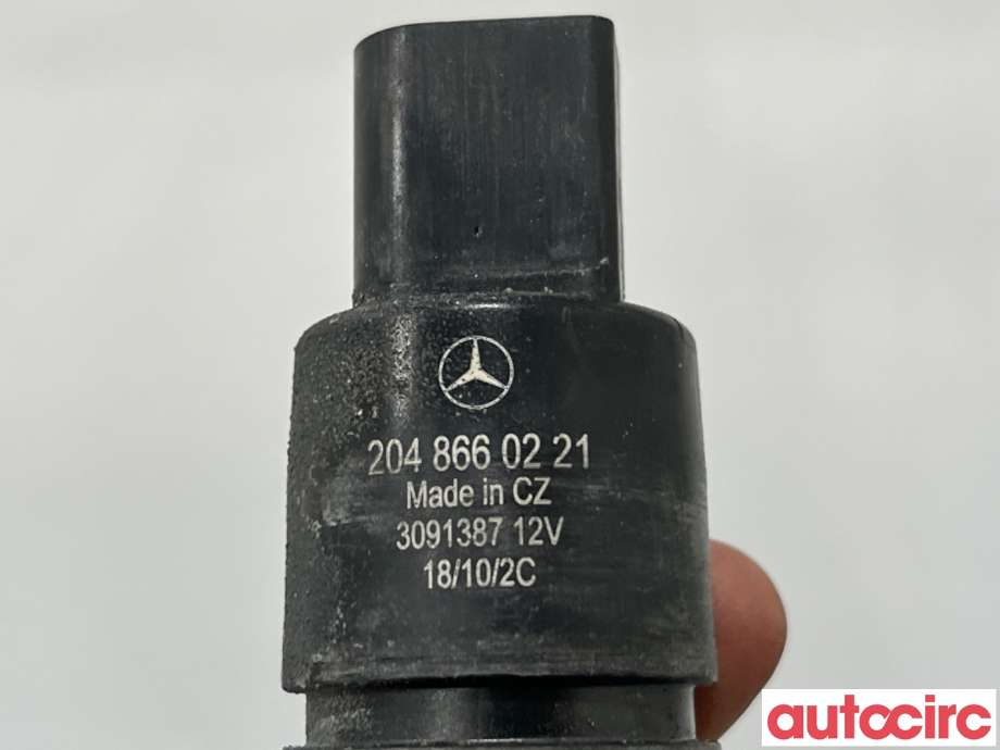 Spylerpumpe foran til Mercedes E-Klasse 2009-2013 (Fase 1) (W212) (W212) (MERCEDES|A2048660221||2048660221)