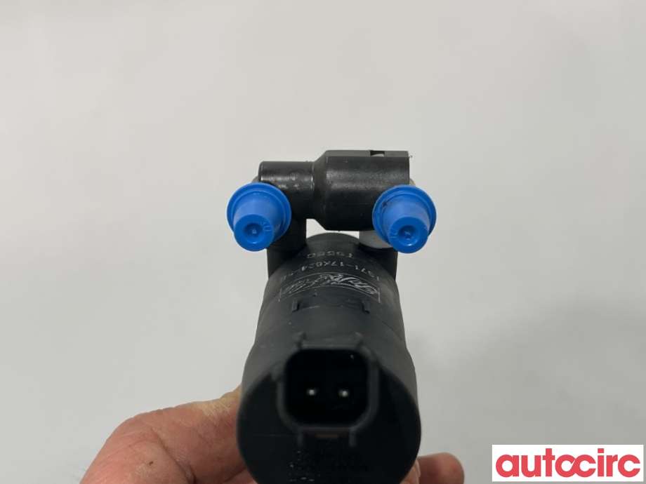 Spylerpumpe foran til Ford Mondeo 2007-2010 (Type IV, Fase 1)  (FORD|1355124||1S71-17K624-FE)