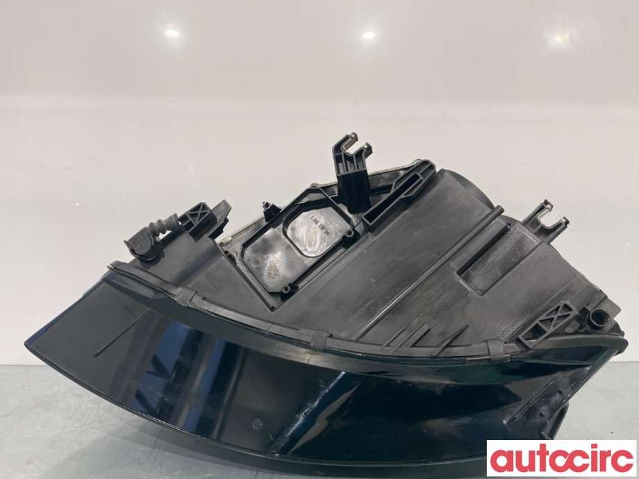 Frontlykt høyre xenon til Audi A4 2007-2014 (Type IV) (B8) (B8) (AUDI|8K0941030AJ|0301240212|8K0941004C)