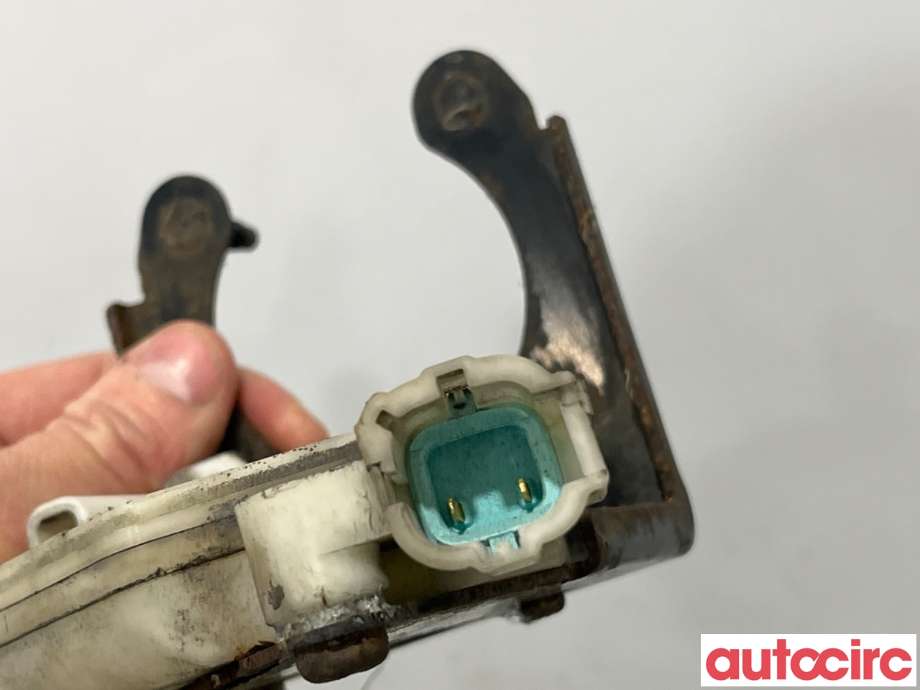 Diverse deler til Nissan Leaf 2011-2017 (Type I)  (NISSAN|253E03NF0A|)