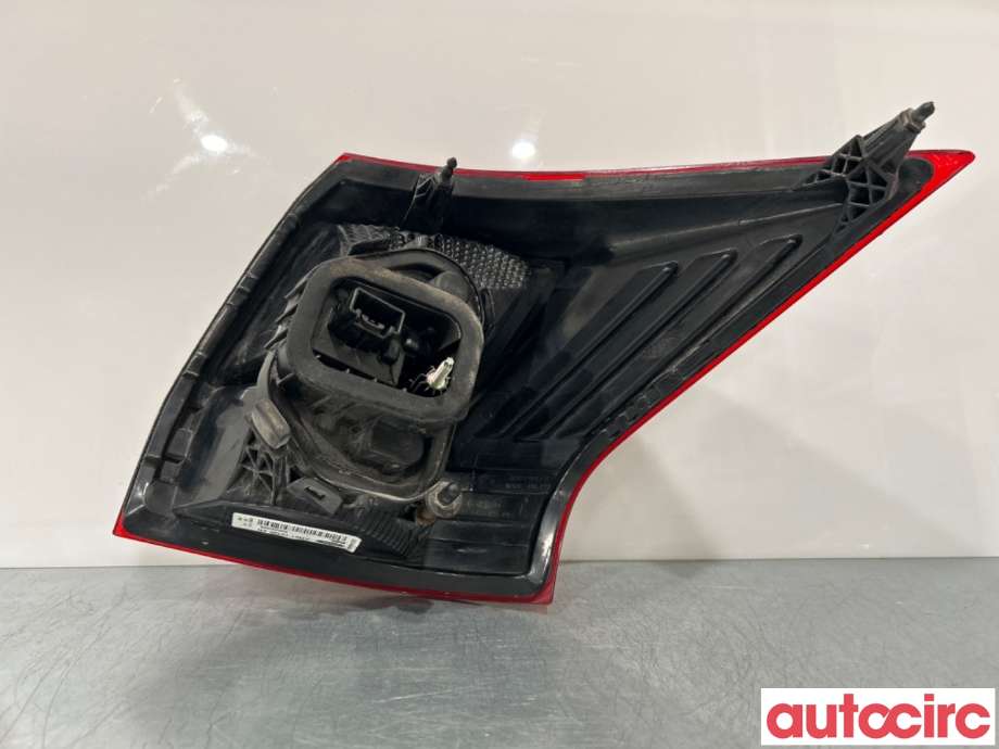 Baklykt venstre til Ford C-Max 2010-2015 (Type II, Fase 1)  (FORD|2035590)