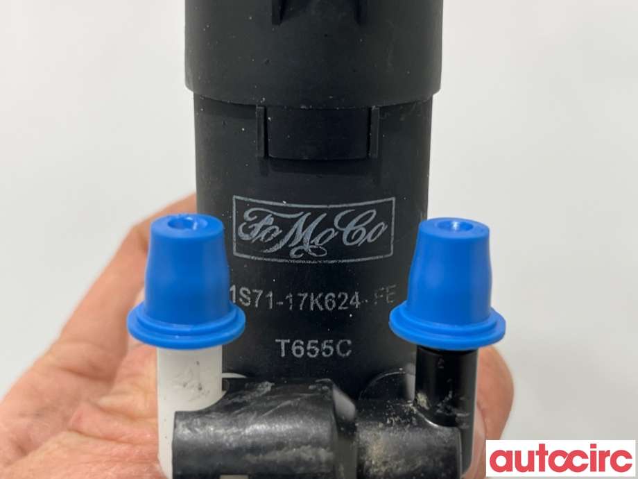 Spylerpumpe foran til Ford Kuga 2008-2012 (Type I)  (FORD|1355124||1S71-17K624-FE)