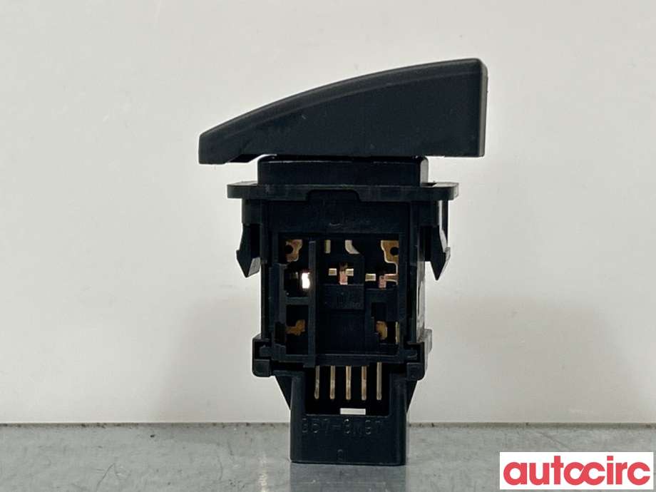Bryter diverse til Subaru Legacy 2009-2015 (SUBARU|83323AJ000)