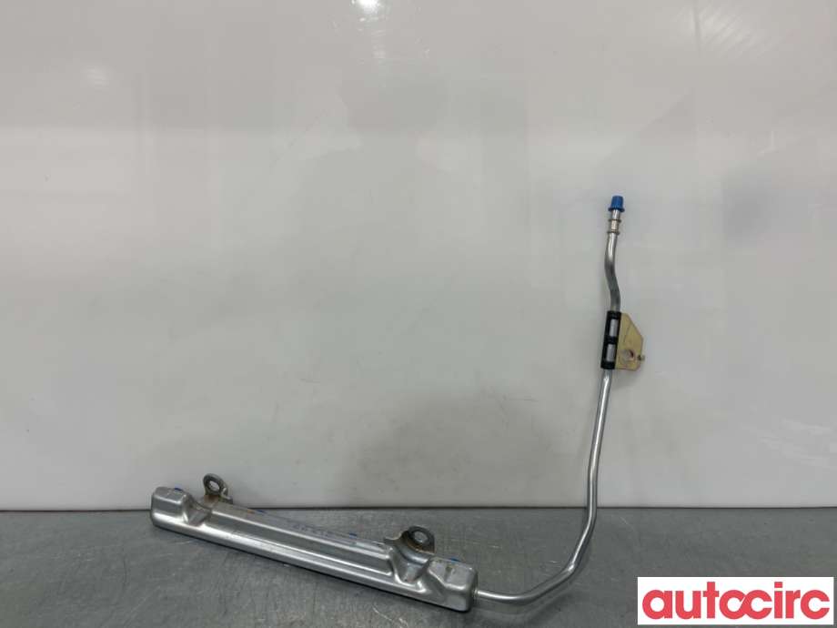 Dyseskinne (fuelrail) til Toyota Corolla 2019-->>  (TOYOTA|2381437100|)
