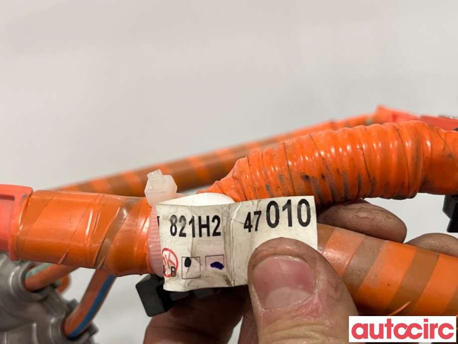 Kabel høy volt (HV) hybrid til Toyota Corolla 2019-->>  (TOYOTA|821H247010|)