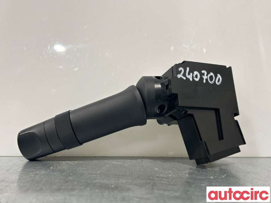 Bryter diverse til Subaru Legacy 2009-2015  (SUBARU|83114AJ070)