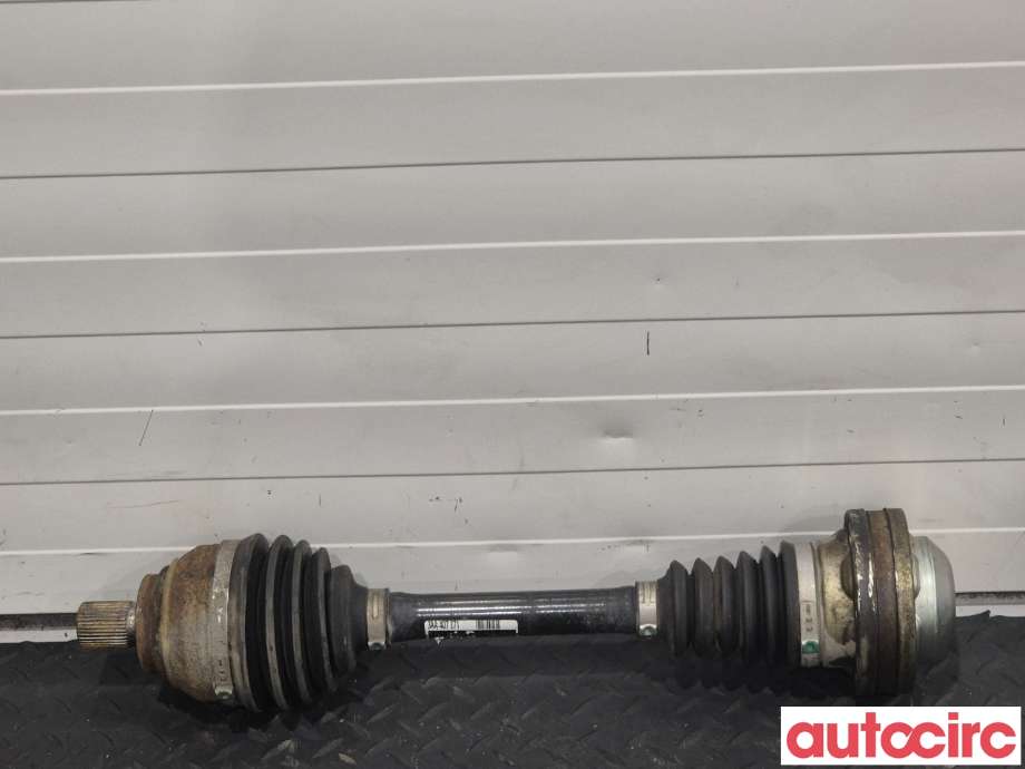 Drivaksel venstre foran til VW Caddy, 2015-2020 (Type III, Fase 3) (VOLKSWAGEN|3AA407451X)