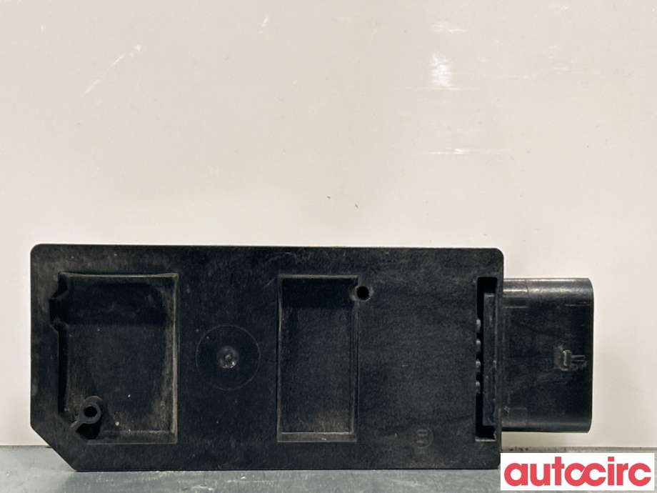 Styreenhet nøkkelfri/keyless til Škoda Enyaq 2021-->>  (SKODA|5WA962133D)