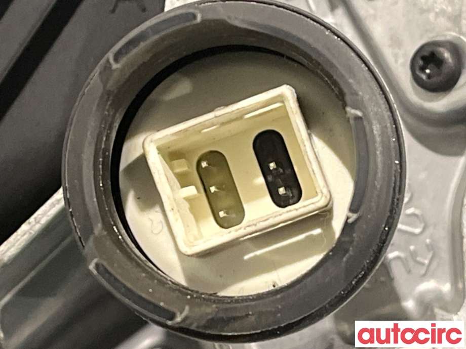 Speil høyre til BMW 3-Serie 2005-2011 (E90/E91/E92/E93) (E90/E91/E92/E93) (BMW|51167189946|)