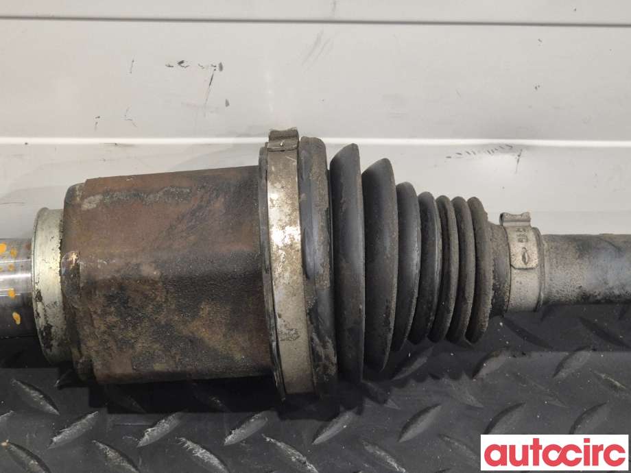 Drivaksel venstre foran til Opel Astra J 2010-2015  (OPEL|13335133|)