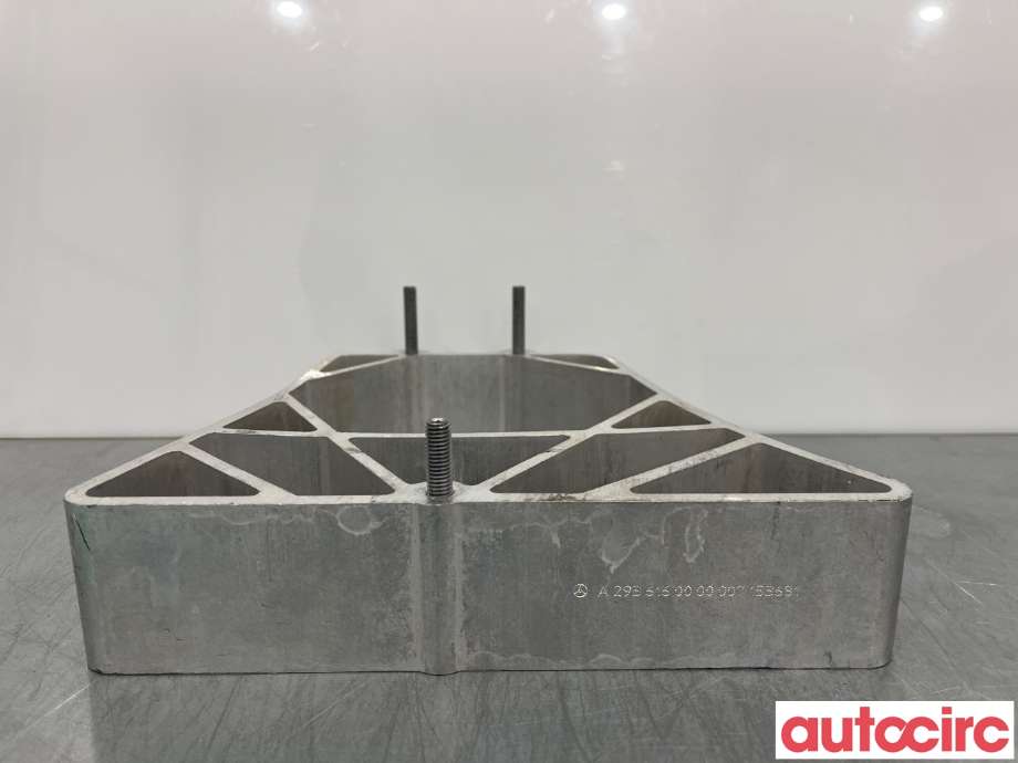 Motorfeste til Mercedes EQC 2019-->>  (MERCEDES|A2936160000)