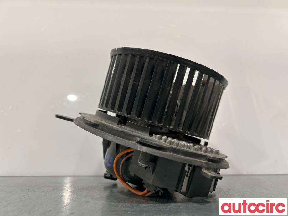 Varmeapparat motor til Škoda Yeti 2009-2013 (Fase 1)  (SKODA|3C1820015M)