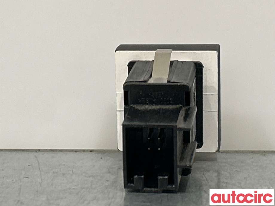 Bryter Antispinn til Škoda Yeti 2009-2013 (Fase 1)  (SKODA|5L0927325A|5L0927325AWHS)