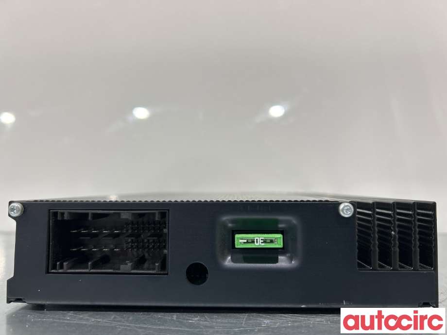 Bilstereo forsterker til BMW X3 2007-2010 (Fase 2) (E83) (E83) (BMW|65129138102)
