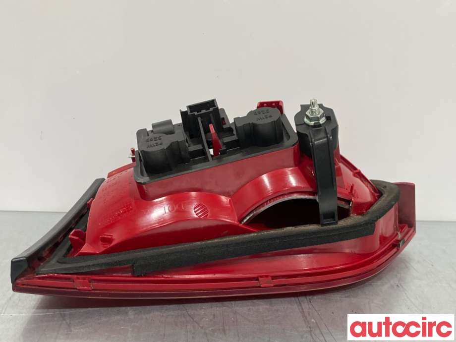 Baklykt venstre indre til Audi A4 2007-2014 (Type IV) (B8) (B8) (AUDI|8K5945093D|)