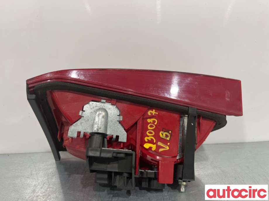 Baklykt venstre indre til Audi A4 2007-2014 (Type IV) (B8) (B8) (AUDI|8K5945093D|)