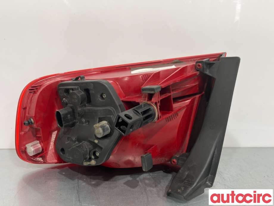 Baklykt venstre til Audi A4 2007-2014 (Type IV) (B8) (B8) (AUDI|8K5945095D|)