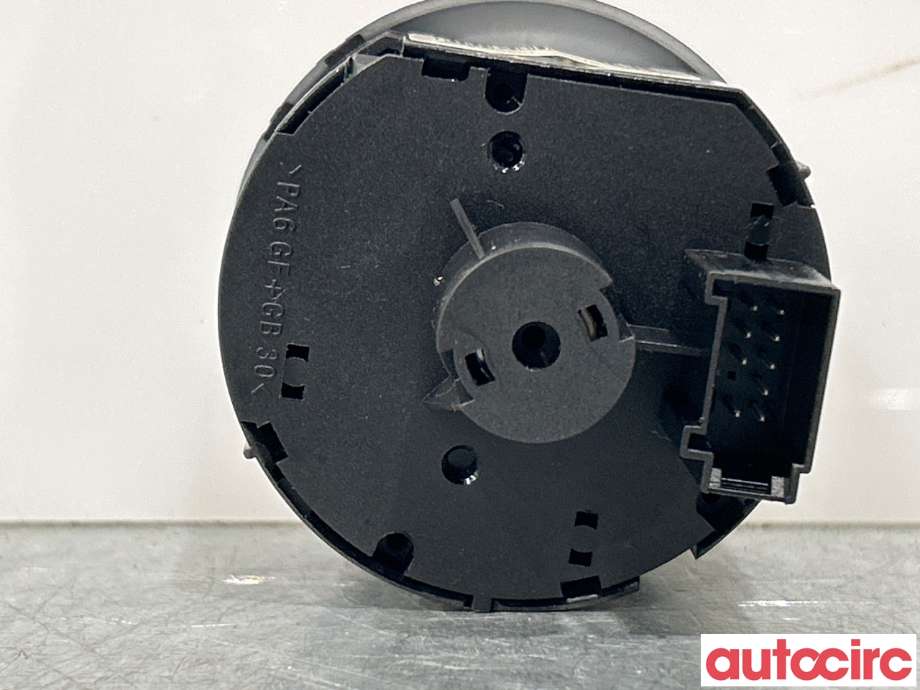 Bryter lys til VW Golf VI 2008-2012  (VOLKSWAGEN|3C8941431Q|)