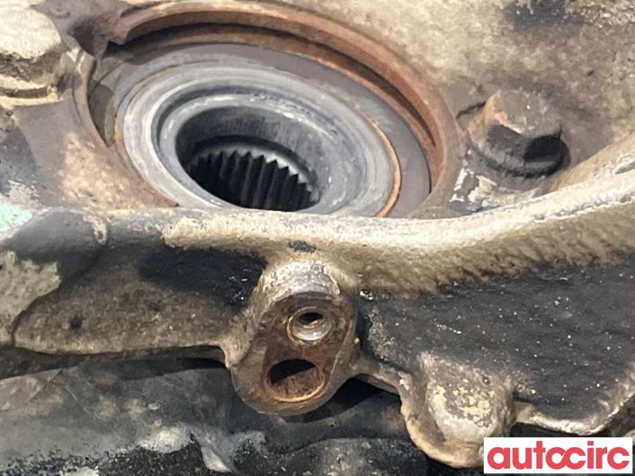 Hjulspindel høyre foran til Nissan Qashqai 2014-2021 (Type II)  (NISSAN|400144EA0A|)